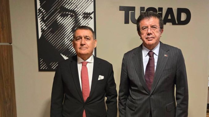 ahmet-hakan-sanirim-zeybekcinin-amaci-partisinin-buyuk-bir-kitle-partisi-olma-iddiasini-surdurmesine-katki-xIVINbEw.jpg